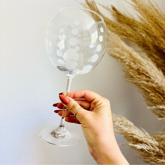 VINTAGE Clear White Polka Dot Striped Wine Glass Stem Drink Wear Glasses Set 4 - Picture 1 of 16